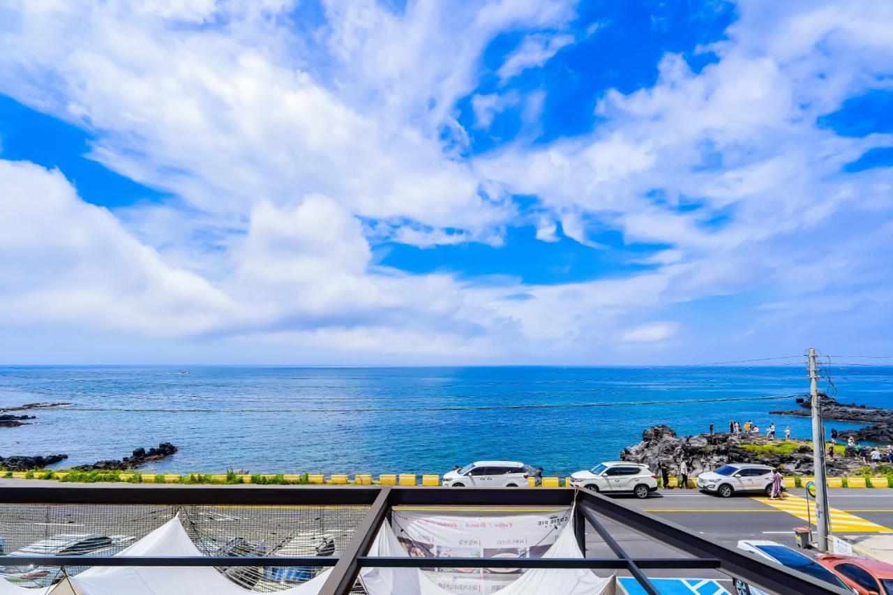 Cutie Pie Hotel Jeju Exterior photo