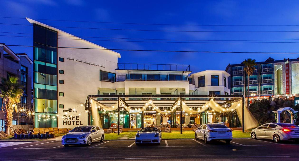Cutie Pie Hotel Jeju Exterior photo