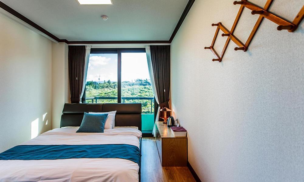 Cutie Pie Hotel Jeju Exterior photo