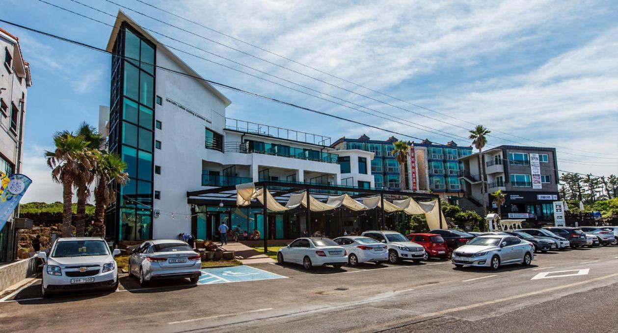 Cutie Pie Hotel Jeju Exterior photo