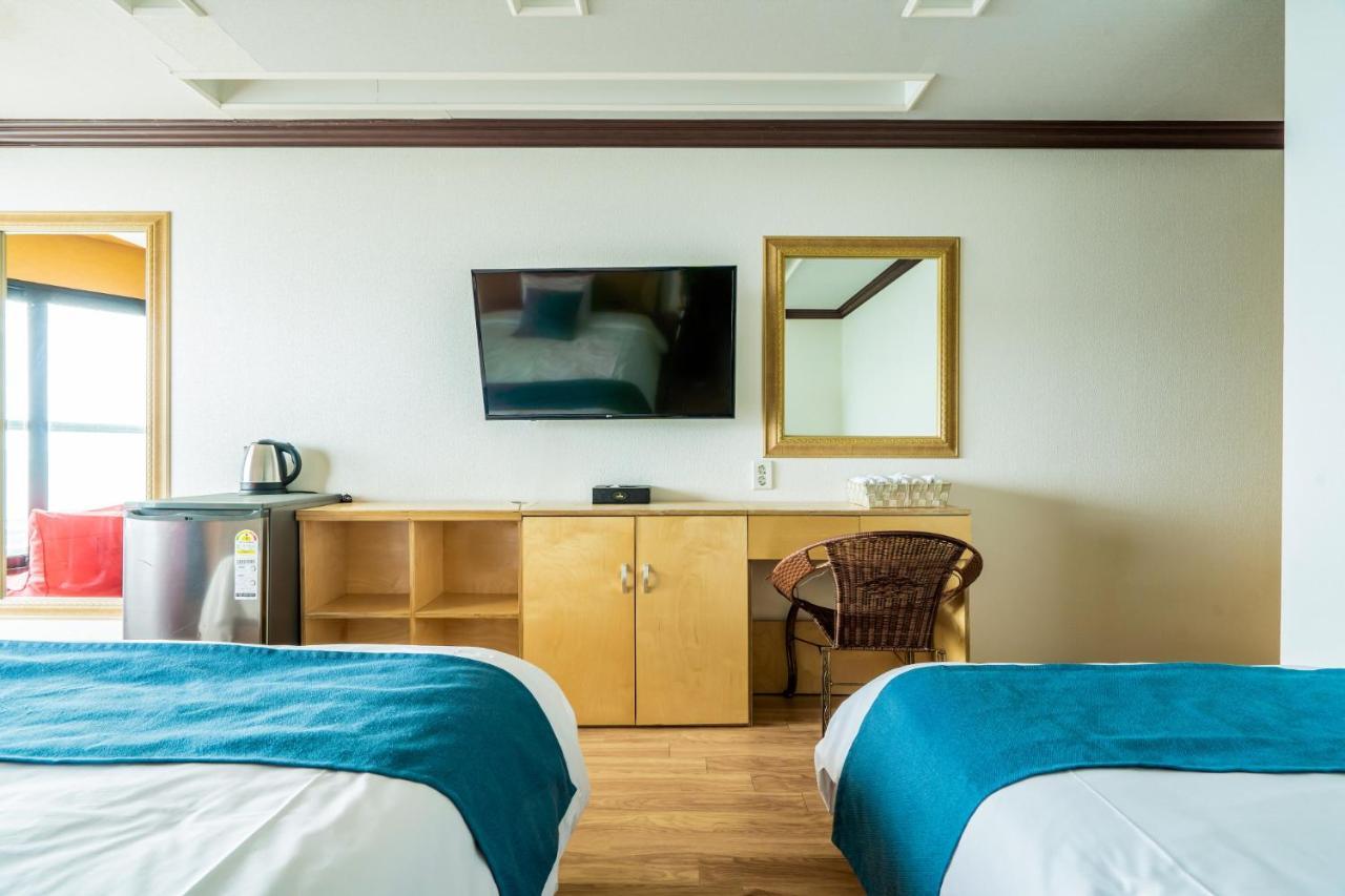 Cutie Pie Hotel Jeju Exterior photo