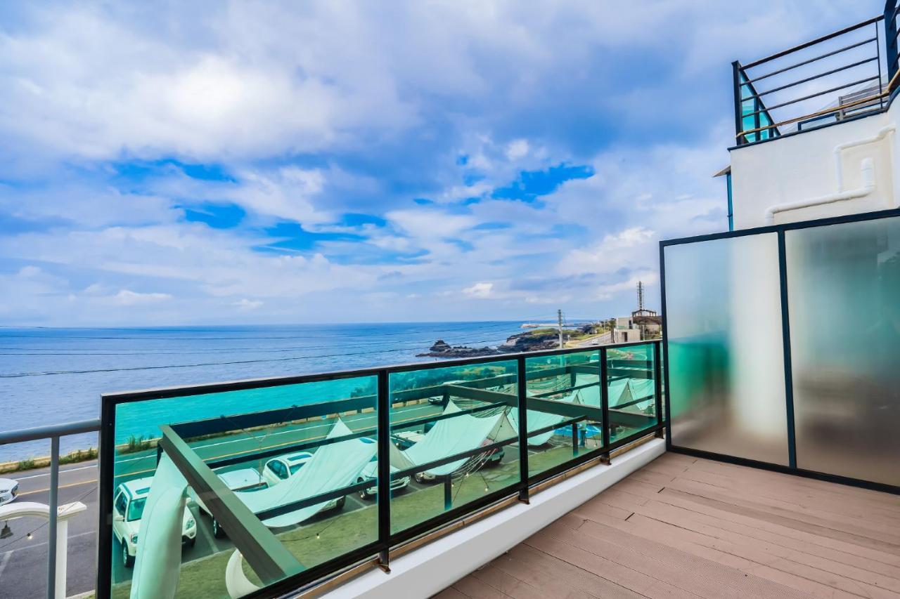 Cutie Pie Hotel Jeju Exterior photo