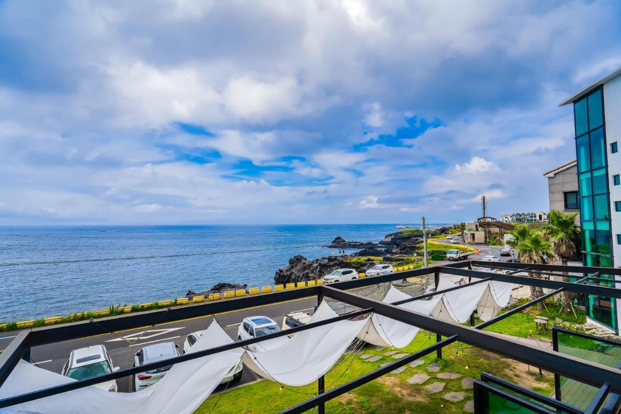 Cutie Pie Hotel Jeju Exterior photo