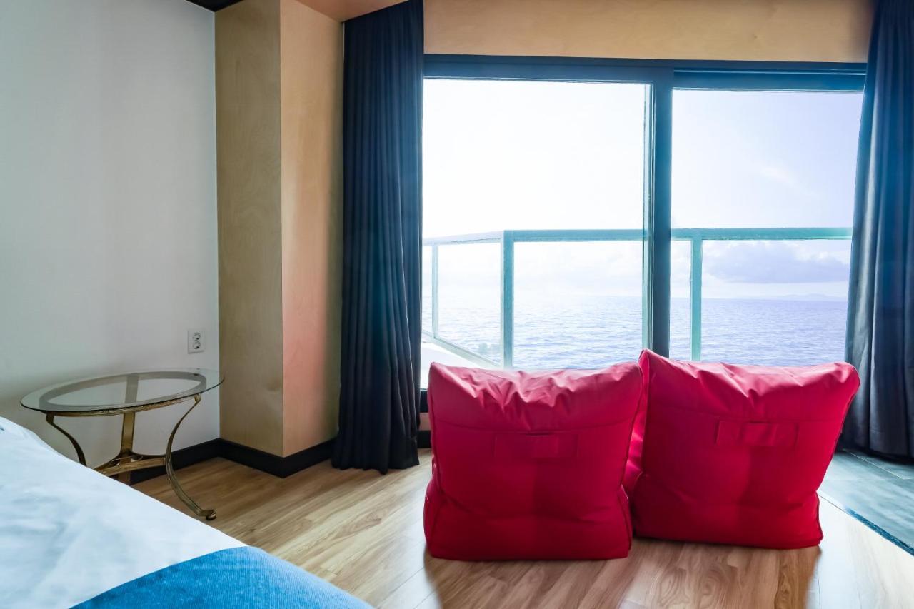Cutie Pie Hotel Jeju Exterior photo