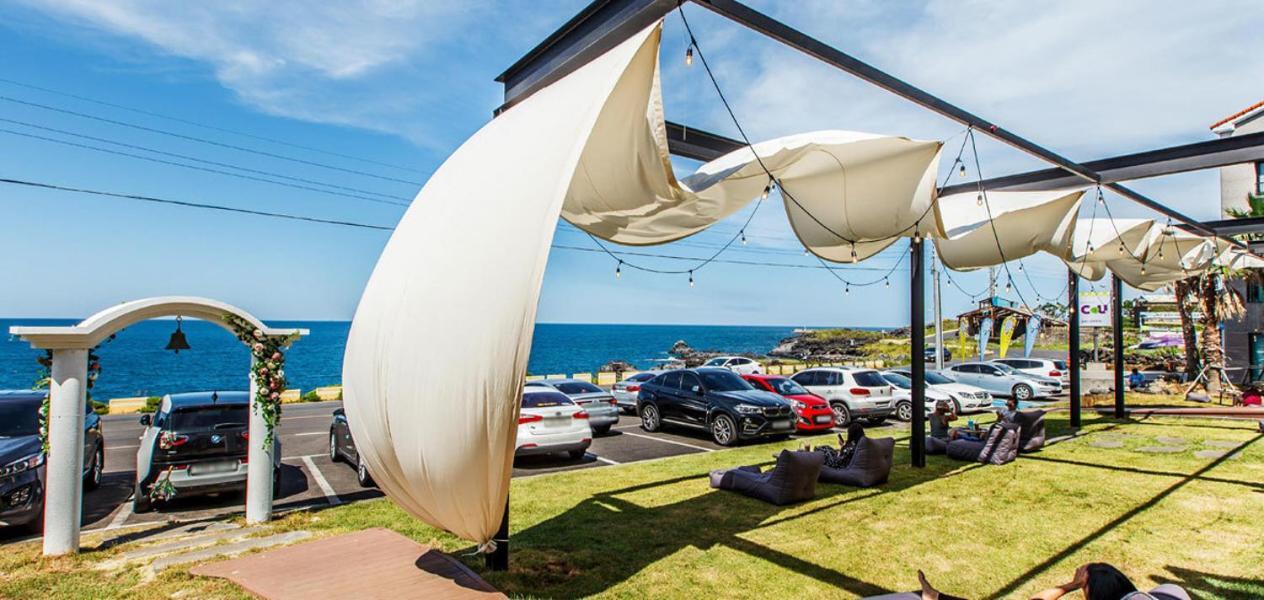 Cutie Pie Hotel Jeju Exterior photo